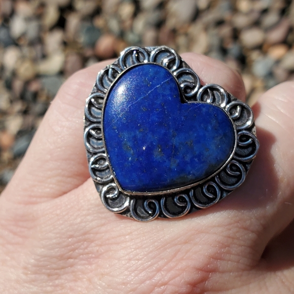 New Heart Shaped Lapis Lazuli 925 Silver Statement Ring. - Picture 9 of 13